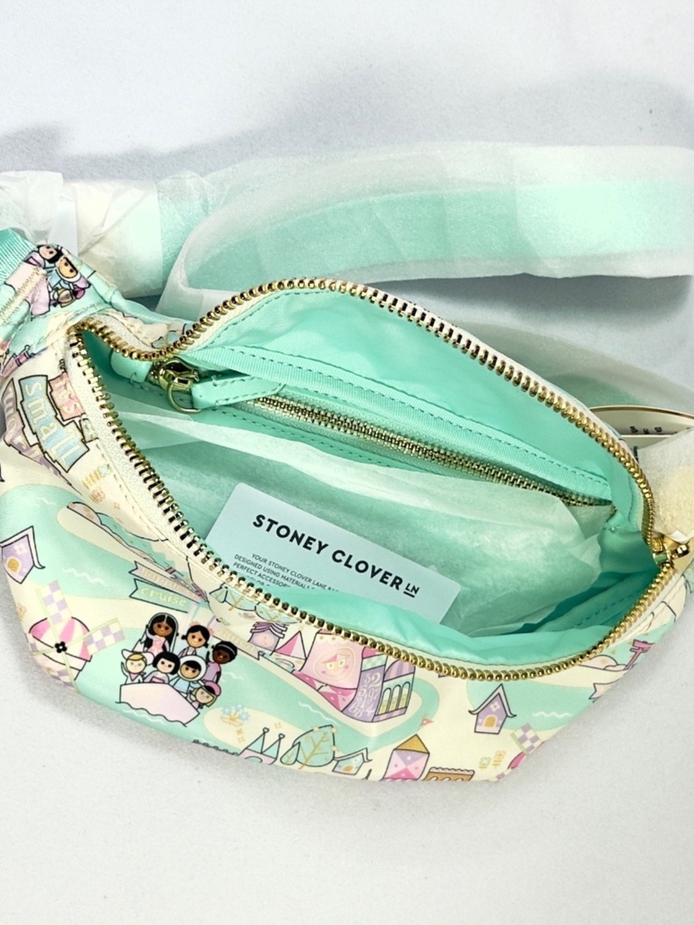 Disney Parks 2025 Stoney Clover Lane It’s A Small World Fanny Pack - NEW - Picture 3 of 3